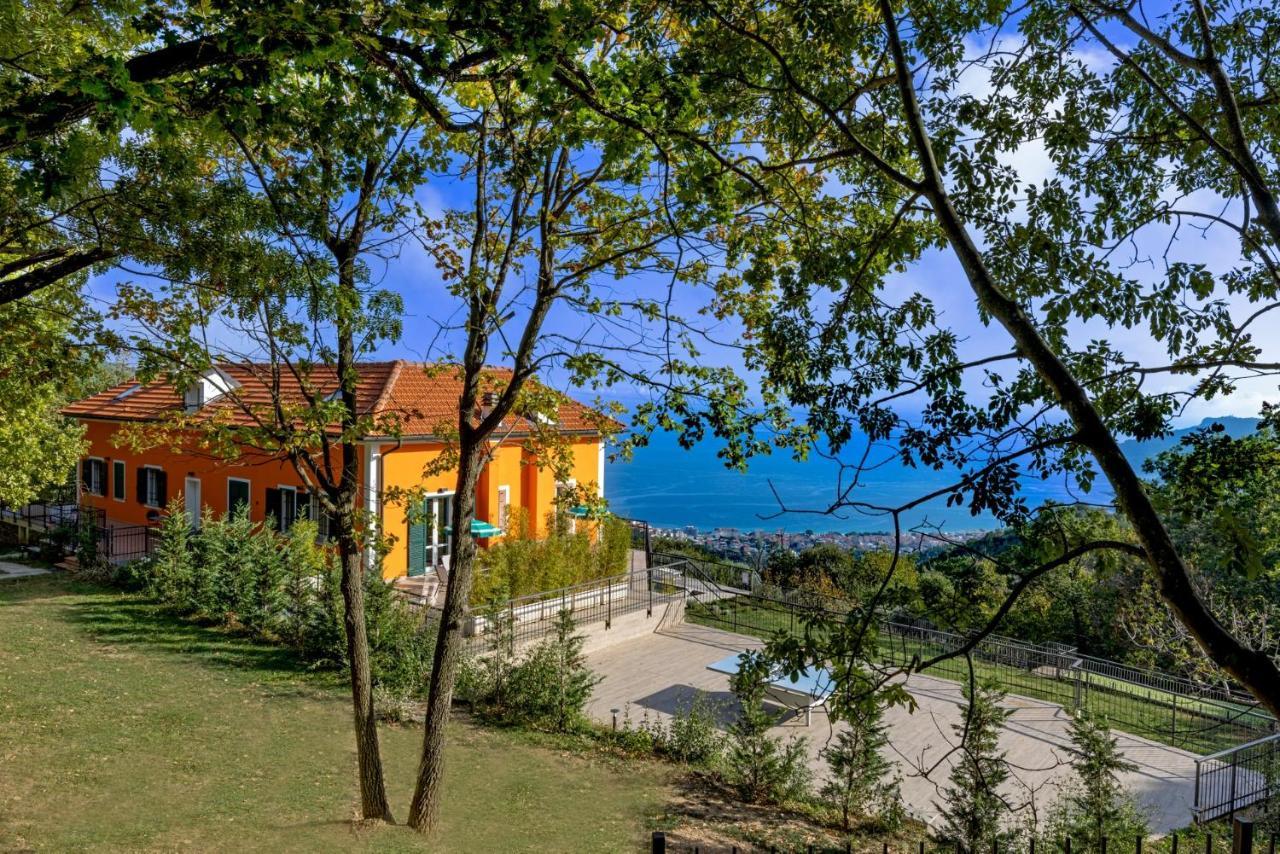 Agriturismo Cascina Trevo Spotorno Buitenkant foto